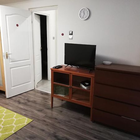 Riverside Cosy Apartman Budapest Eksteriør bilde